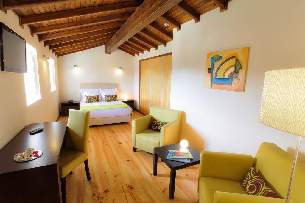 Up Quinta Dos Meireles อัลแบร์กาเรีย-อา-แวญา ห้อง รูปภาพ